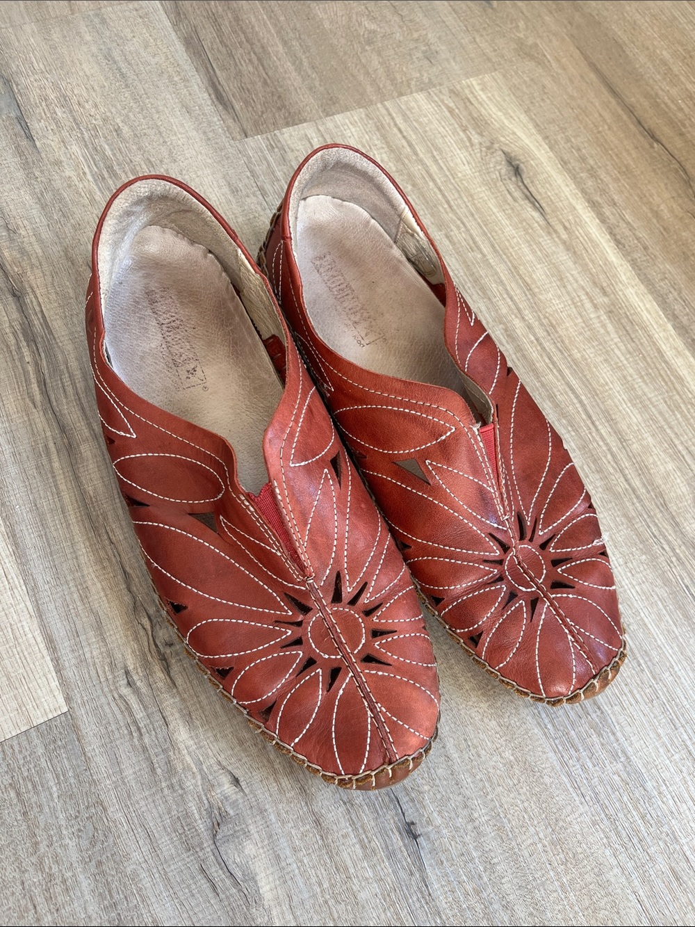 PIKOLINOS Rust Red Leather Slip-On Flats with Cutout Floral Design